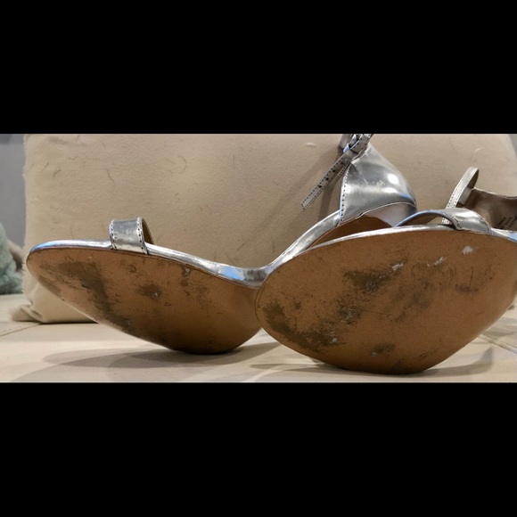 Banana Republic Hello Sole Mate Metallic Silver Stilettos 👠 Like New Size 7 - Picture 7 of 9